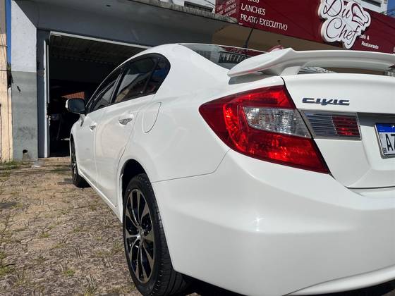 HONDA CIVIC 2.0 LXR 16V FLEX 4P AUTOMÁTICO